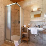 Zellner 4 Und 5 Und 9 Alpbach