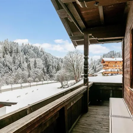 Zellner 4 Und 5 Und 9 Apartment
