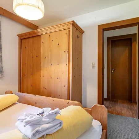 Zellner 4 Und 5 Und 9 Alpbach